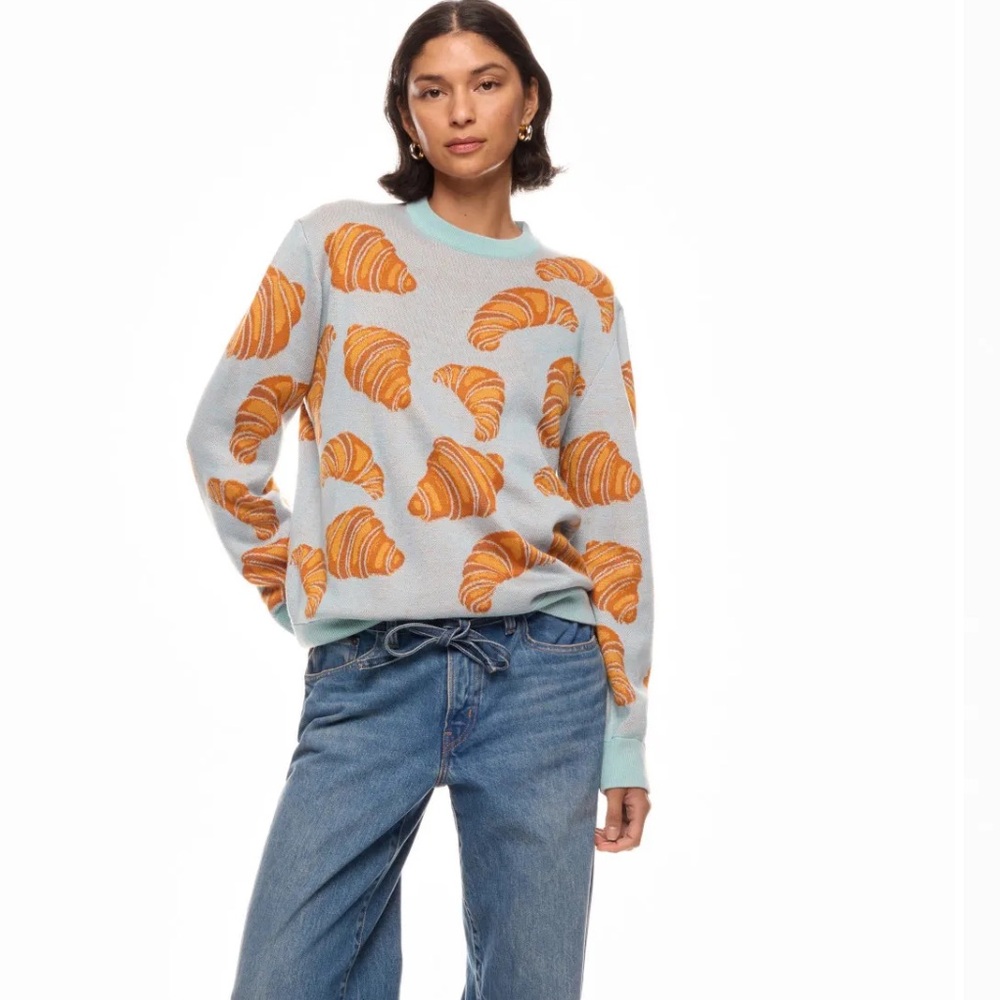 ISO TEREZ CROISSANT SWEATER